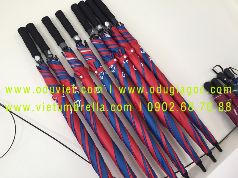xưởng sản xuất ô dù cầm tay in logo quảng cáo